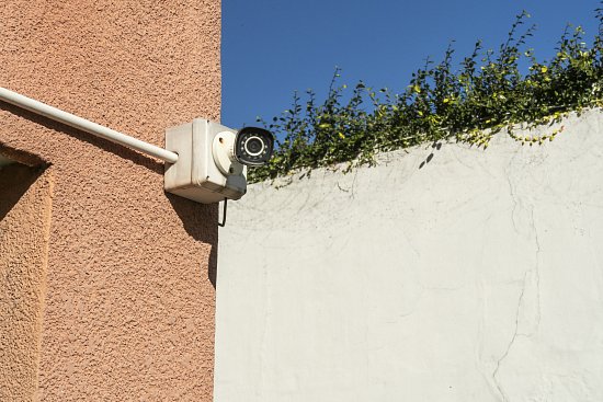 Уличная IP-камера: рейтинг моделей для казахстанской зимы и лета